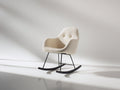 Mecedoras tapizadas 75x85x95 cm - blanco crema-negro - diseño envolvente con base metálica
